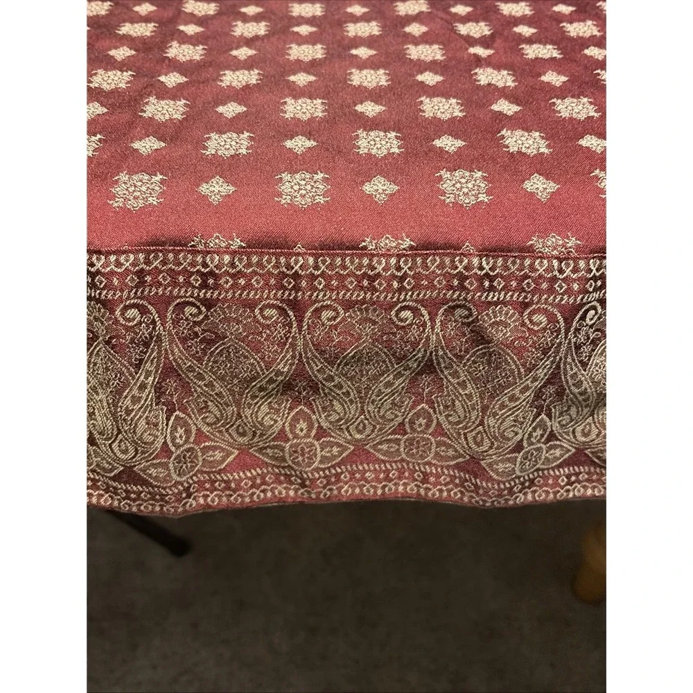Tablecloth Burgundy With Tan Design Cotton Blend Square 48